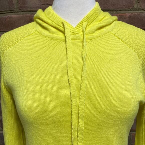 Style & Co Yellow Hooded Long Sleeve Sweater Size Medium - Picture 2 of 8